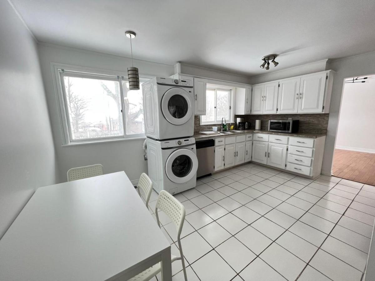 Letitia Heights !E Spacious And Quiet Private Bedroom With Private Bathroom Barrie Exteriér fotografie
